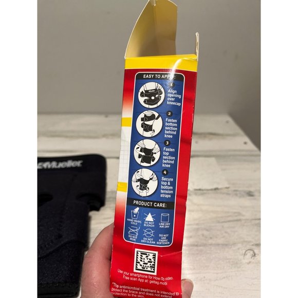 Mueller Sport Care antimicrobial 4-way adjustable knee support - Picture 4 of 5